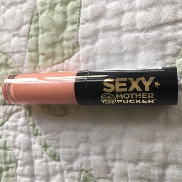 Soap & Glory Other - Sexy Mother Pucker Lip Plumping Gloss